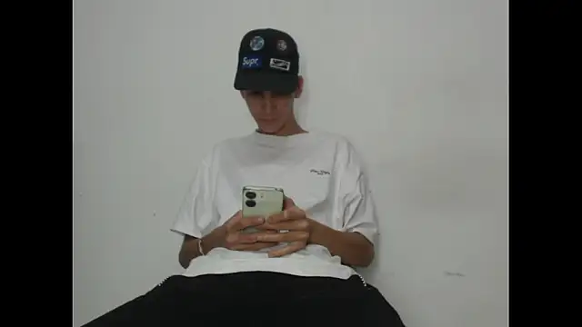Snapshot of sam_hottt chatting on October 2025 08:29:01 PM sam hottt online show from October 2025 08:29:01 PM