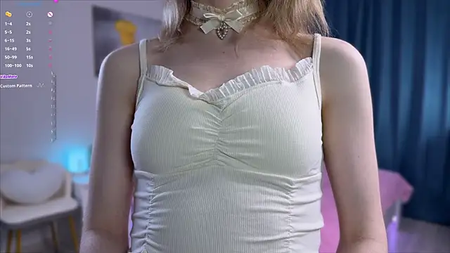 EllieDul online show from May 2026 06:28:01 PM