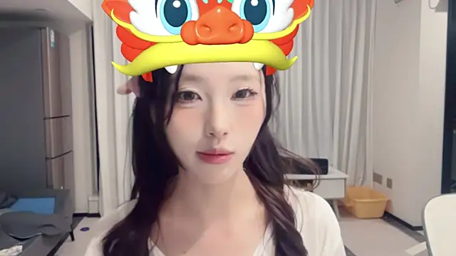 Snapshot of ZhaoZhao-ZM chatting on September 2025 01:53:02 PM ZhaoZhao-ZM online show from September 2025 01:53:02 PM