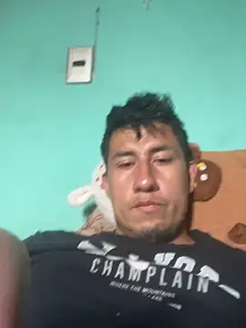 Snapshot of True_Di chatting on March 2026 10:06:02 PM True Di online show from March 2026 10:06:02 PM