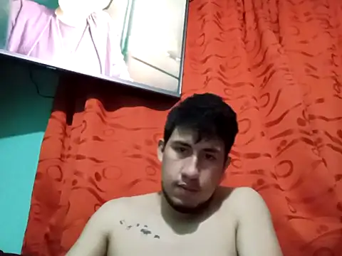 Snapshot of True_Di chatting on October 2025 01:39:02 AM True Di online show from October 2025 01:39:02 AM