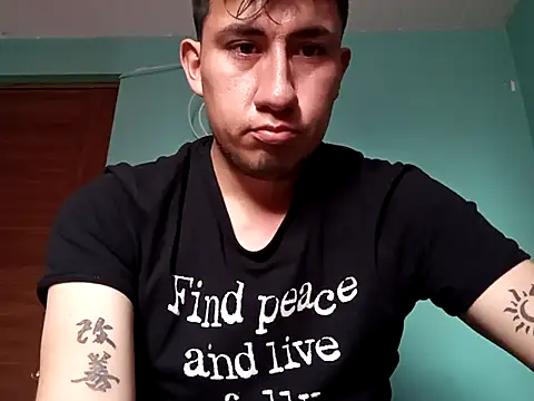 True Di online show from October 2025 03:56:01 PM