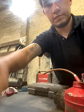 True Di online show from December 2025 03:57:01 PM