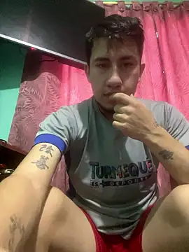 Snapshot of True_Di chatting on January 2026 11:47:01 AM True Di online show from January 2026 11:47:01 AM