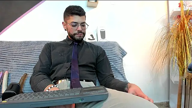 DanteWinter online show from February 2026 04:12:02 AM