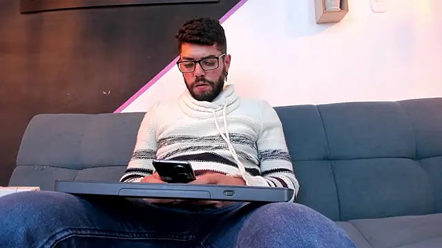 DanteWinter online show from September 2025 03:34:02 AM