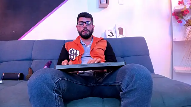 DanteWinter online show from September 2025 03:56:01 AM