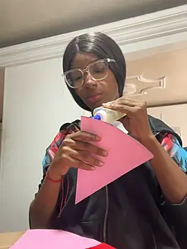 Snapshot of MarianRosse chatting on January 2026 04:25:01 PM MarianRosse online show from January 2026 04:25:01 PM