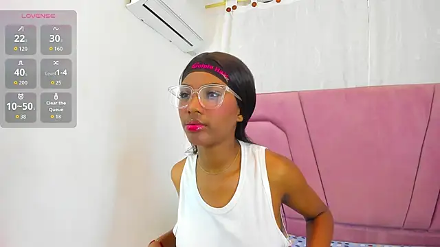 MarianRosse online show from November 2025 09:29:01 PM