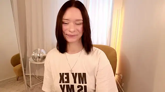 daily glam online show from October 2025 12:17:01 PM