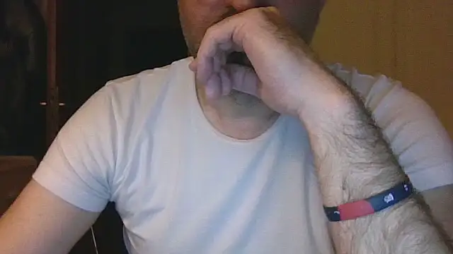 Snapshot of max_im69 chatting on May 2026 10:39:01 PM max im69 online show from May 2026 10:39:01 PM