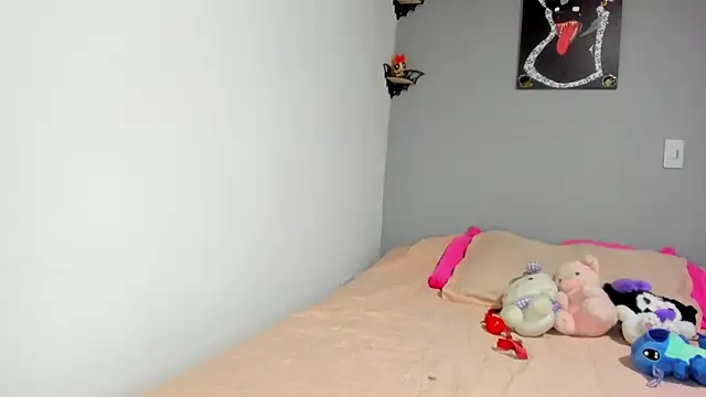 XBODTRIIPX online show from April 2026 02:03:02 AM