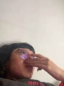 XBODTRIIPX online show from March 2026 09:11:02 PM