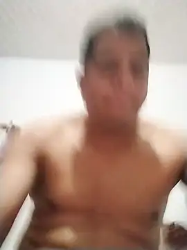 latinblack16 online show from October 2025 03:07:01 AM