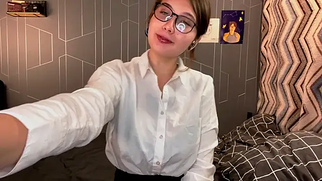 Snapshot of Pinkicookiee chatting on September 2025 03:39:01 PM Pinkicookiee online show from September 2025 03:39:01 PM