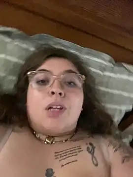 yxngboobs online show from April 2026 01:30:02 AM