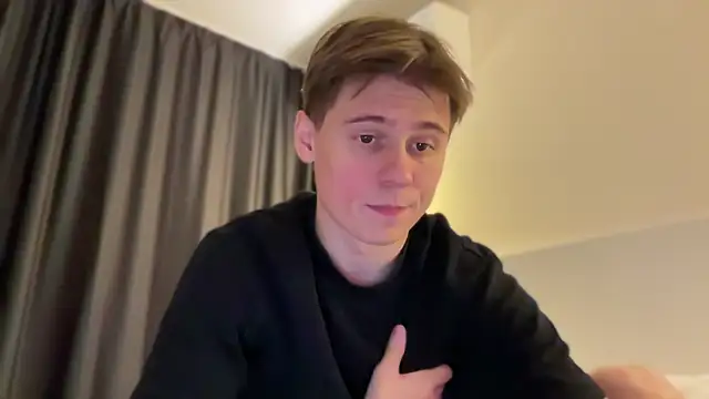 Snapshot of Tyler_Garner chatting on October 2025 08:33:01 PM Tyler Garner online show from October 2025 08:33:01 PM