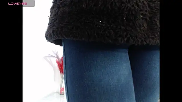 Snapshot of jatzibe_hot_93 chatting on February 2026 02:06:02 PM jatzibe hot 93 online show from February 2026 02:06:02 PM