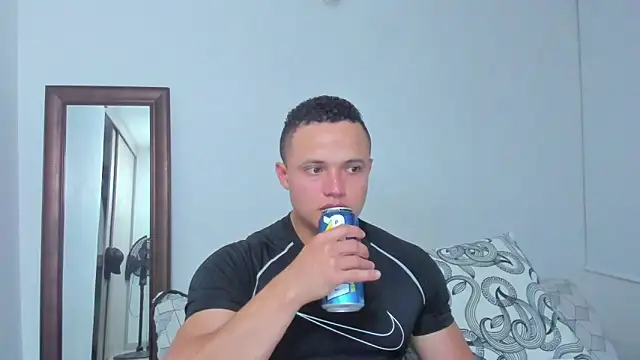 KingLevi01 online show from April 2026 12:39:01 AM