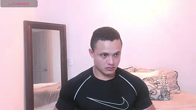 KingLevi01 online show from September 2025 12:06:02 AM