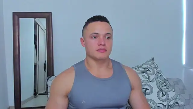 KingLevi01 online show from April 2026 10:16:02 PM