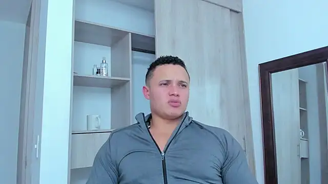 KingLevi01 online show from February 2026 10:20:01 PM