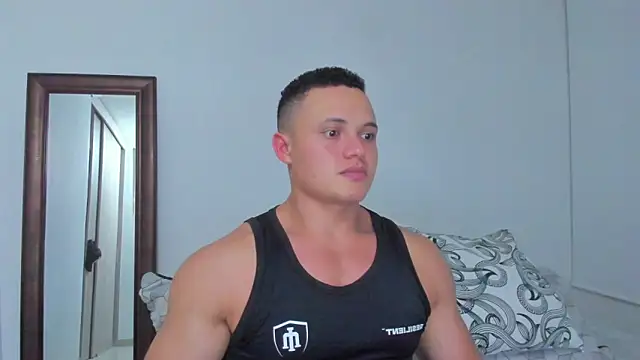 KingLevi01 online show from June 2026 01:39:01 AM
