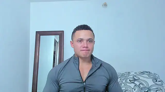 KingLevi01 online show from February 2026 10:53:01 PM