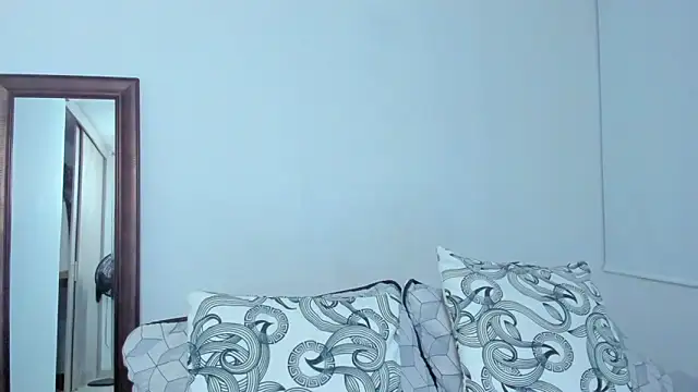 KingLevi01 online show from April 2026 12:45:02 AM