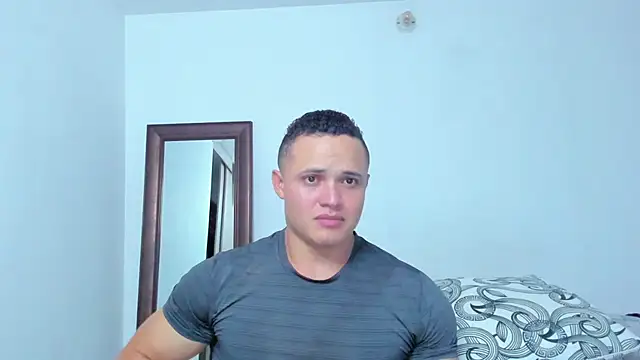 KingLevi01 online show from February 2026 11:29:02 PM