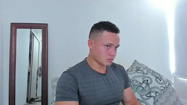 KingLevi01 online show from June 2026 05:29:02 PM