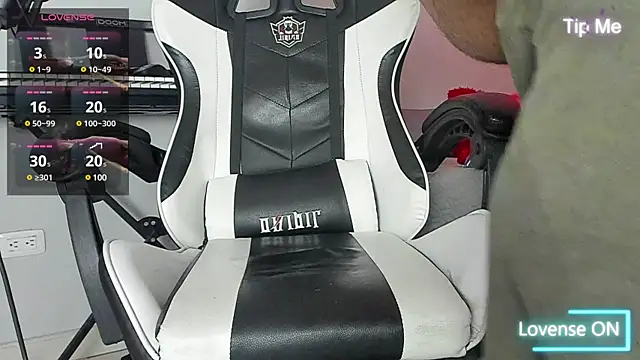 dereck karter online show from March 2025 06:08:02 PM