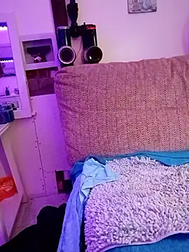 Mrluckstick online show from November 2025 11:38:01 PM