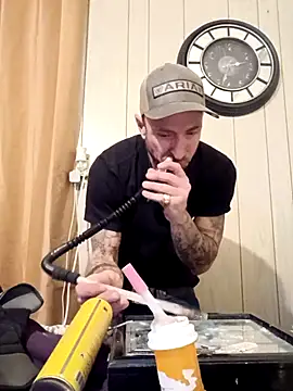 Mrluckstick online show from January 2026 07:40:01 PM