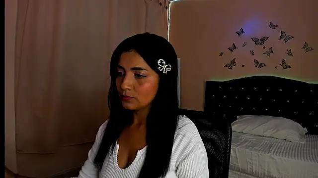 Snapshot of SARALOVE13 chatting on September 2025 07:14:01 PM SARALOVE13 online show from September 2025 07:14:01 PM