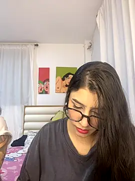 Snapshot of Sweet_and_Rous0 chatting on October 2025 03:44:01 AM Sweet and Rous0 online show from October 2025 03:44:01 AM