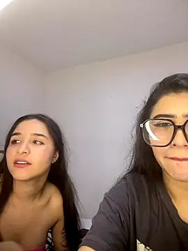 Sweet and Rous0 online show from December 2025 02:44:01 AM