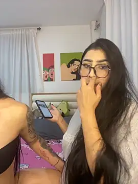 Snapshot of Sweet_and_Rous0 chatting on September 2025 03:00:02 AM Sweet and Rous0 online show from September 2025 03:00:02 AM