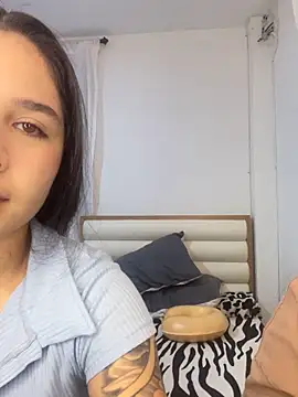 Snapshot of Sweet_and_Rous0 chatting on September 2025 03:39:02 AM Sweet and Rous0 online show from September 2025 03:39:02 AM