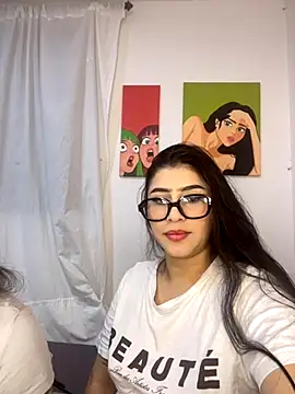 Snapshot of Sweet_and_Rous0 chatting on October 2025 02:45:01 AM Sweet and Rous0 online show from October 2025 02:45:01 AM