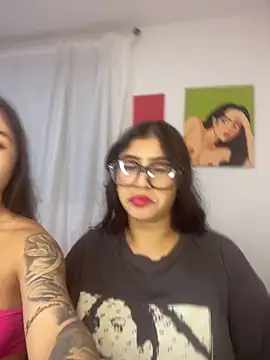 Snapshot of Sweet_and_Rous0 chatting on October 2025 03:08:02 AM Sweet and Rous0 online show from October 2025 03:08:02 AM