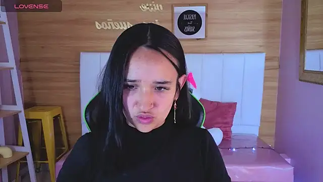 bella vibess s online show from March 2026 12:46:01 PM