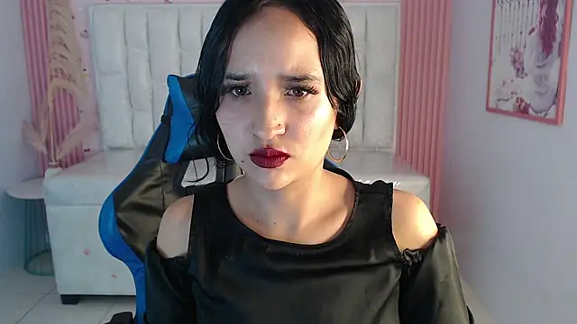 Snapshot of bella_vibess_s chatting on September 2025 08:15:02 PM bella vibess s online show from September 2025 08:15:02 PM