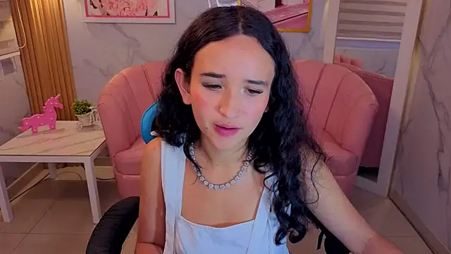 Snapshot of bella_vibess_s chatting on June 2026 09:14:01 AM bella vibess s online show from June 2026 09:14:01 AM