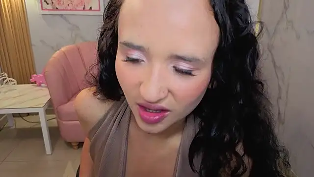 bella vibess s online show from May 2026 02:19:01 AM