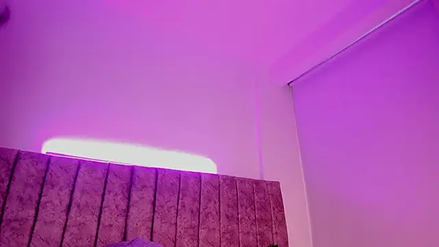 Ambeer fox  online show from March 2026 12:30:02 PM