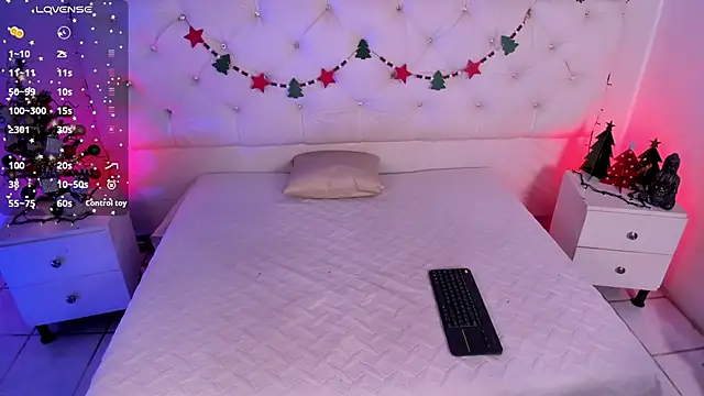 Ambeer fox  online show from December 2025 07:30:01 PM