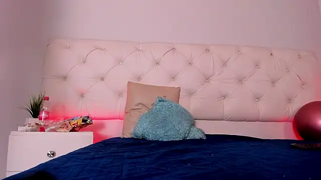 Ambeer fox  online show from January 2026 01:06:01 PM