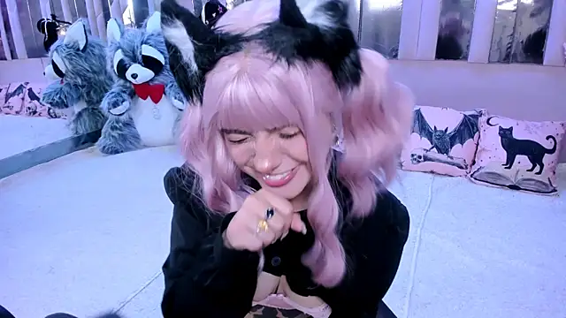 BizzyNoar online show from March 2026 06:37:02 AM