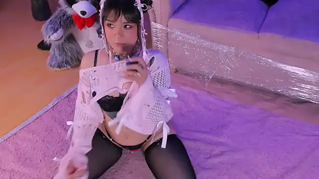 BizzyNoar online show from April 2026 02:21:02 PM